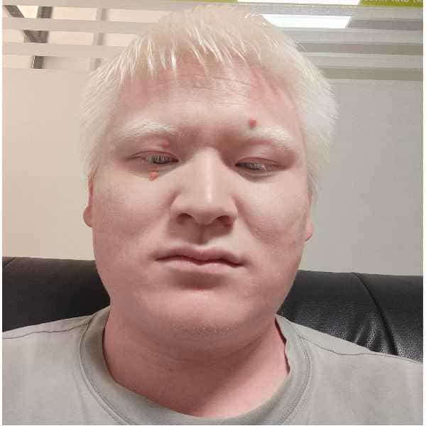 30岁岁安徽单身帅哥 - 山西吉缘网
