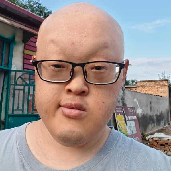 28岁岁山东单身帅哥 - 山西吉缘网